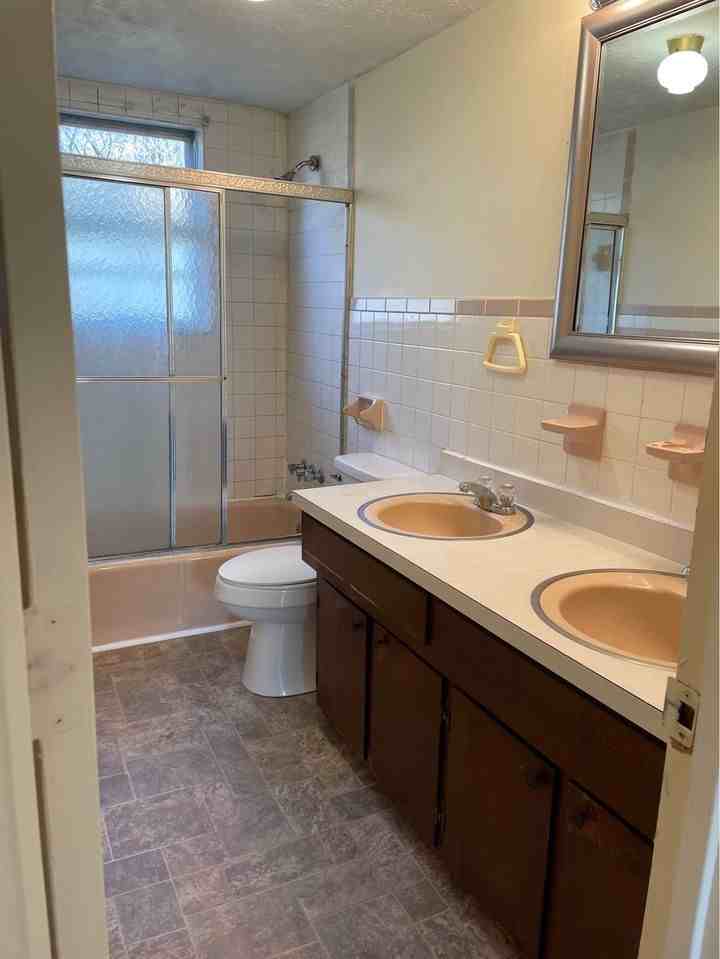 S Porter Dr #3 - Photo 6 of 8