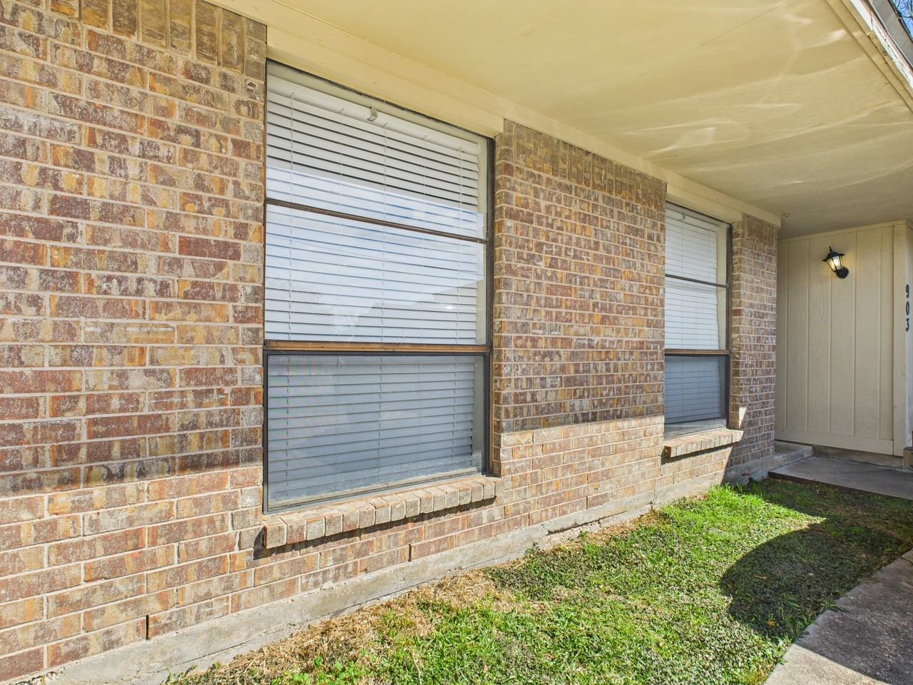 903 Welsh Ave #1 - Photo 6 of 8