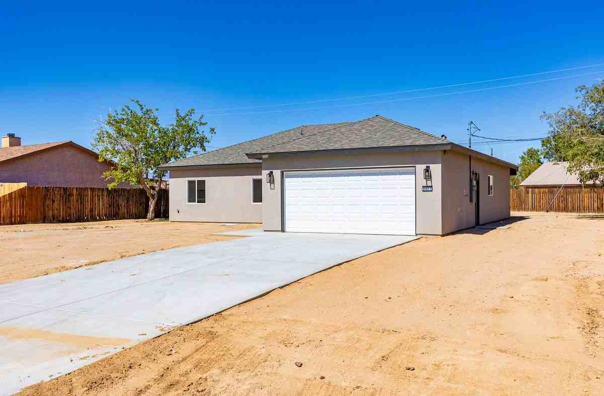 8457 Great Circle Dr #1 - Photo 2 of 15