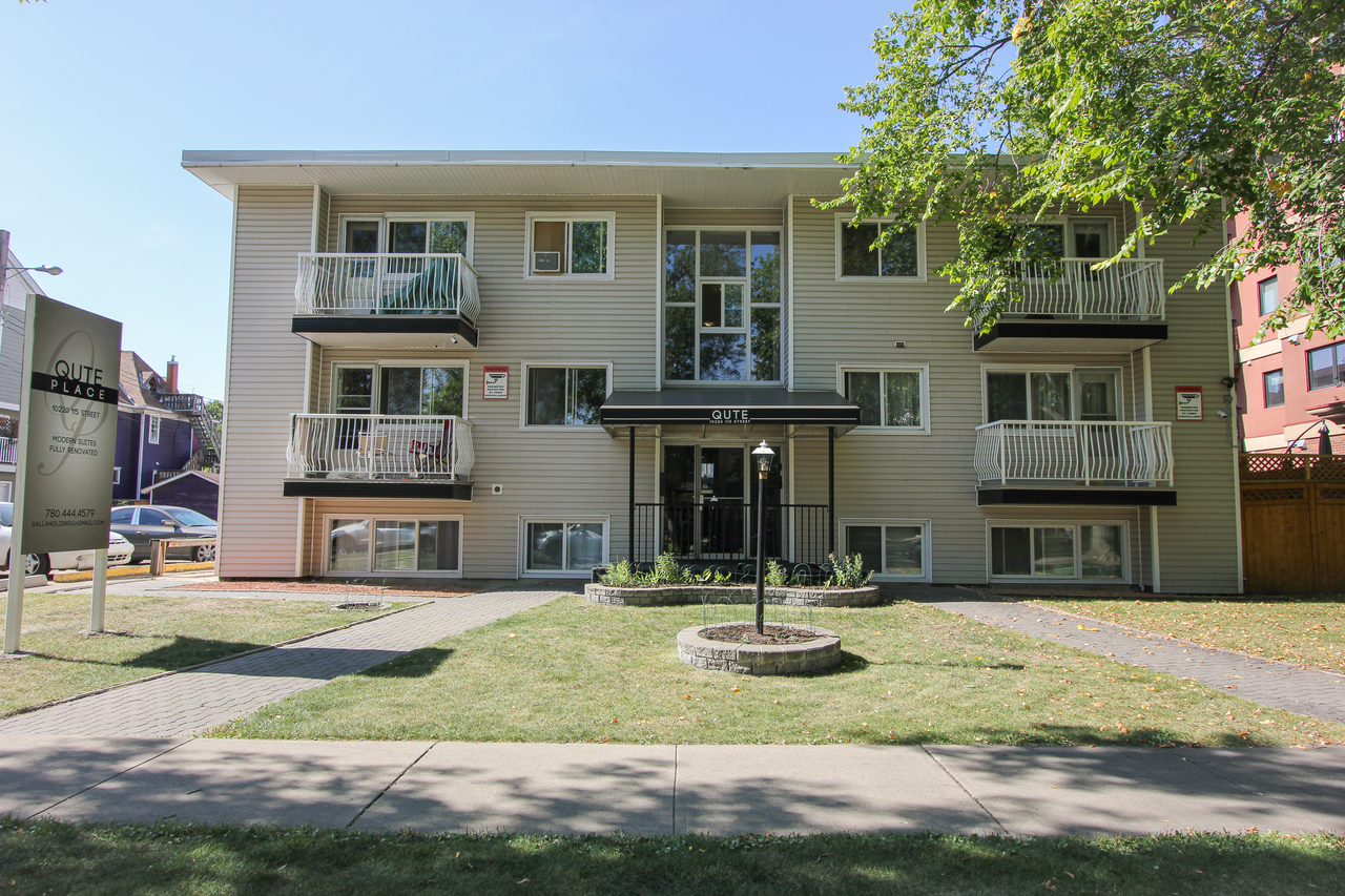 Qute Place - Photo 2 of 7