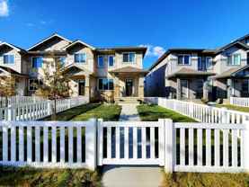 190 Santana Cres - Photo 1 of 1