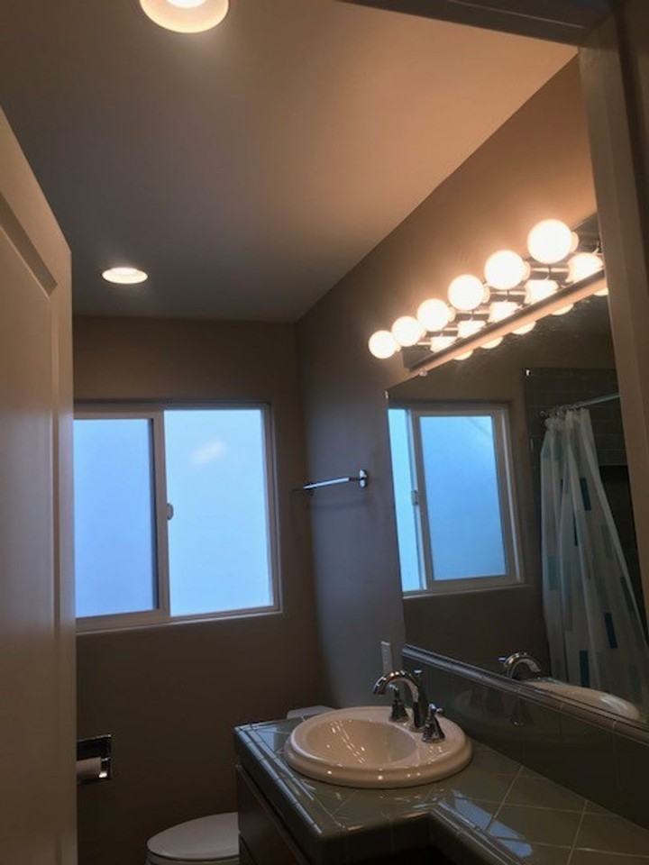 Sierra Vista Apartments - Photo 2 of 5