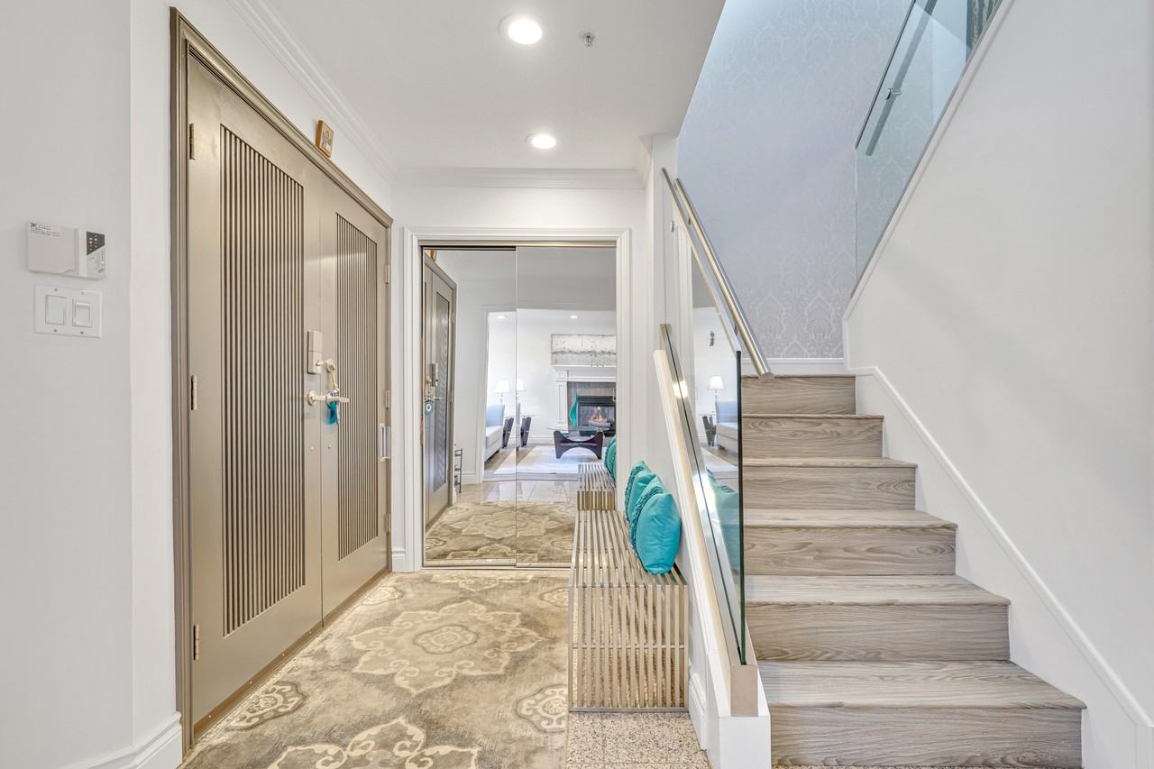 4218 West 10th Avenue - Photo 2 of 7