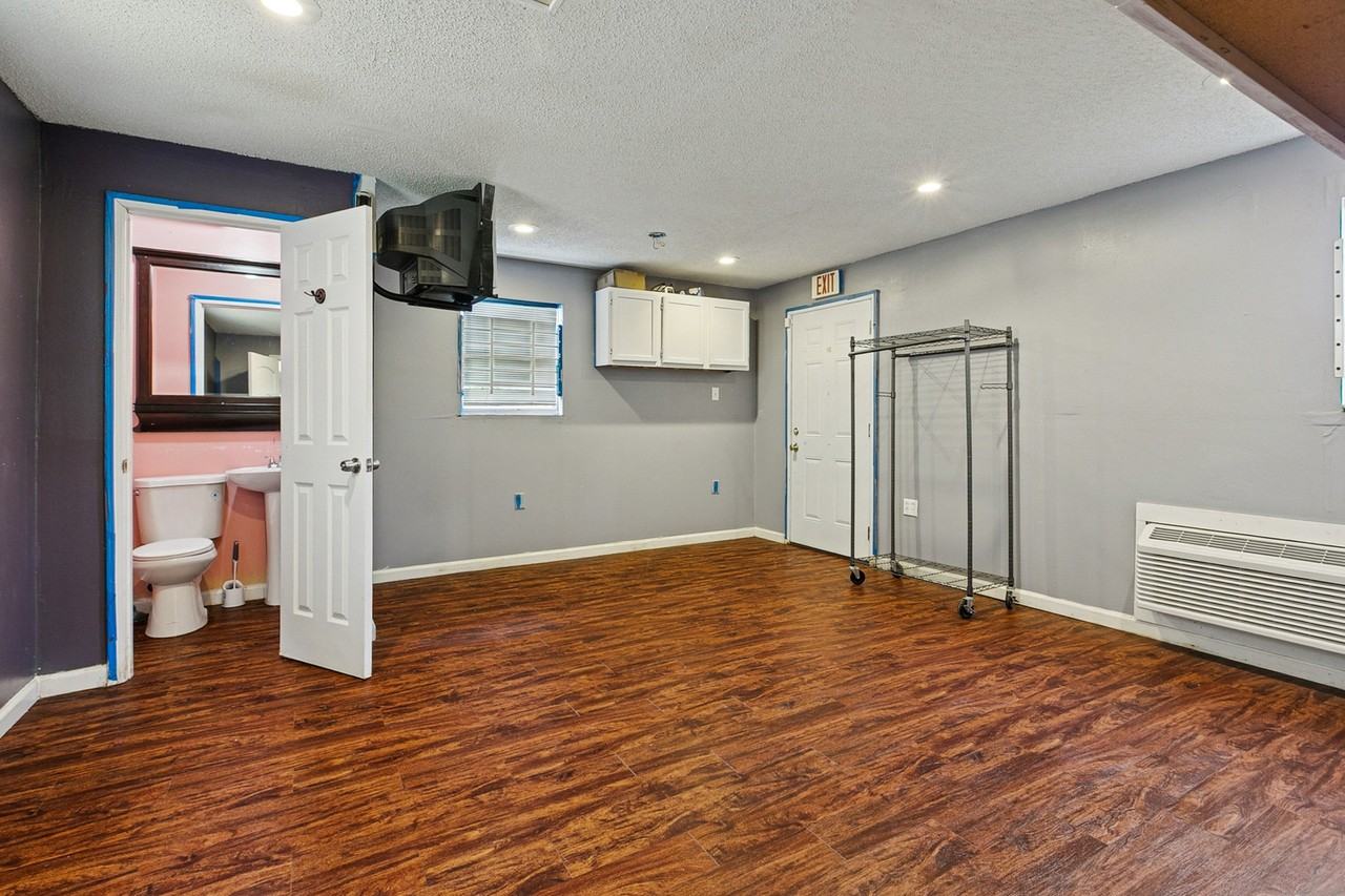 2920 Philip St #1 - Photo 3 of 10