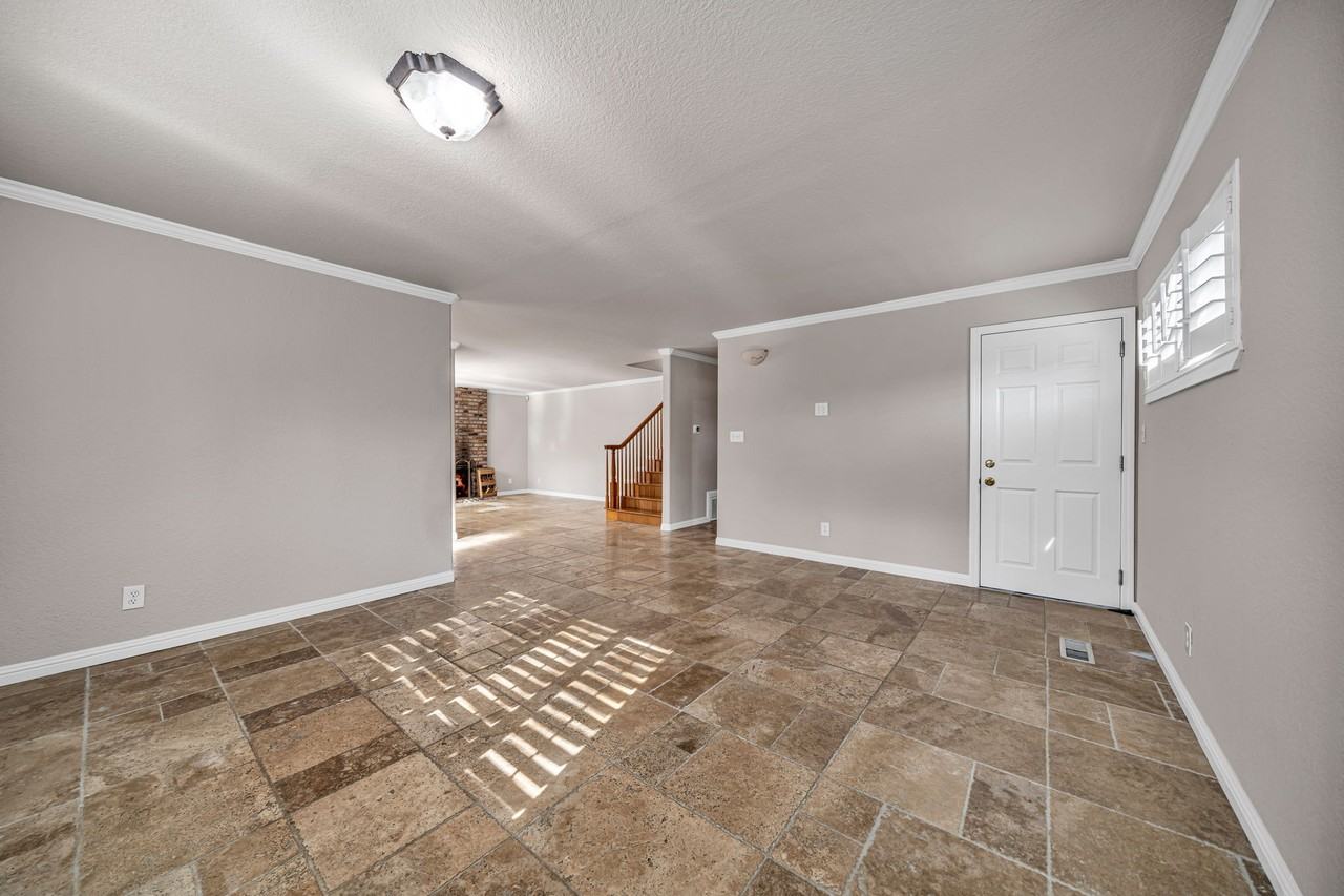 3407 Pierson St #1 - Photo 5 of 50