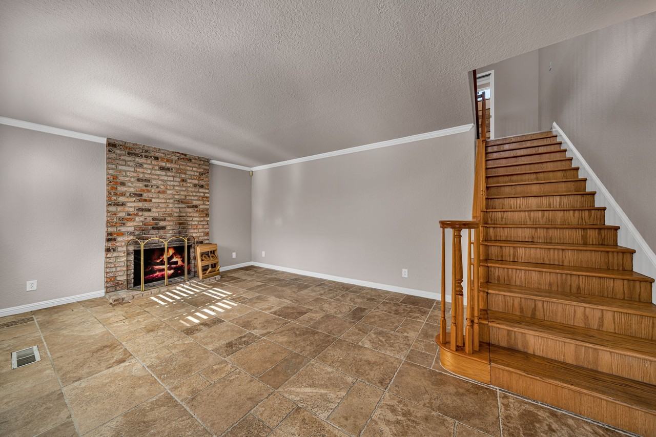 3407 Pierson St #1 - Photo 6 of 50