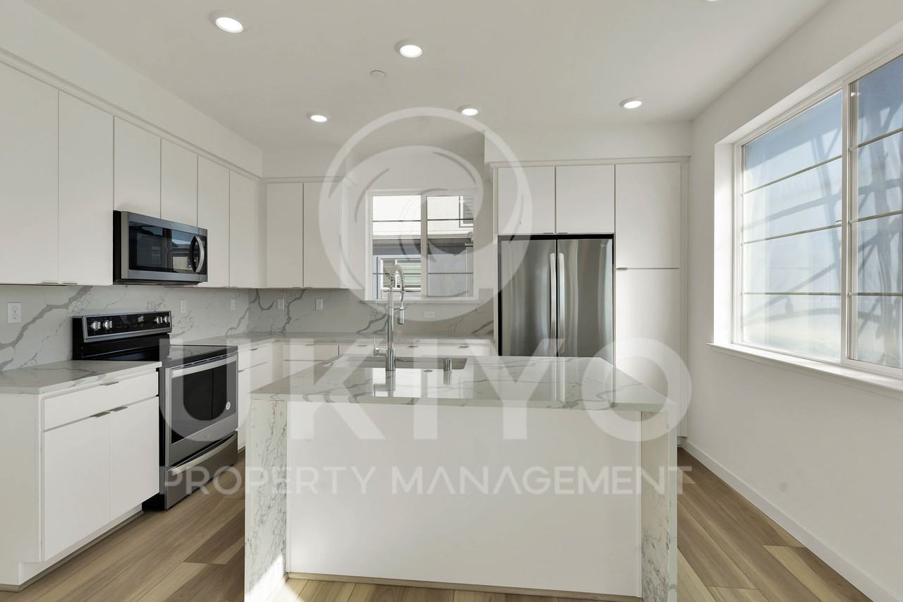 588 Pawnee Ln #1 - Photo 7 of 37