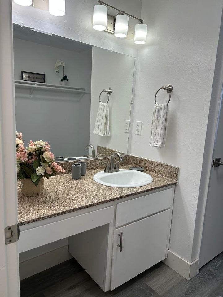 Fair Oaks Heights, LLC - Photo 7 of 11