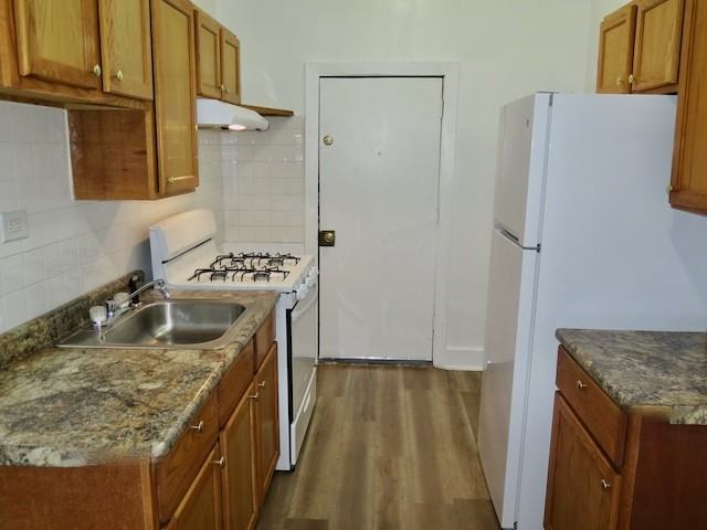 4338 S Drexel Blvd #B18 - Photo 3 of 11