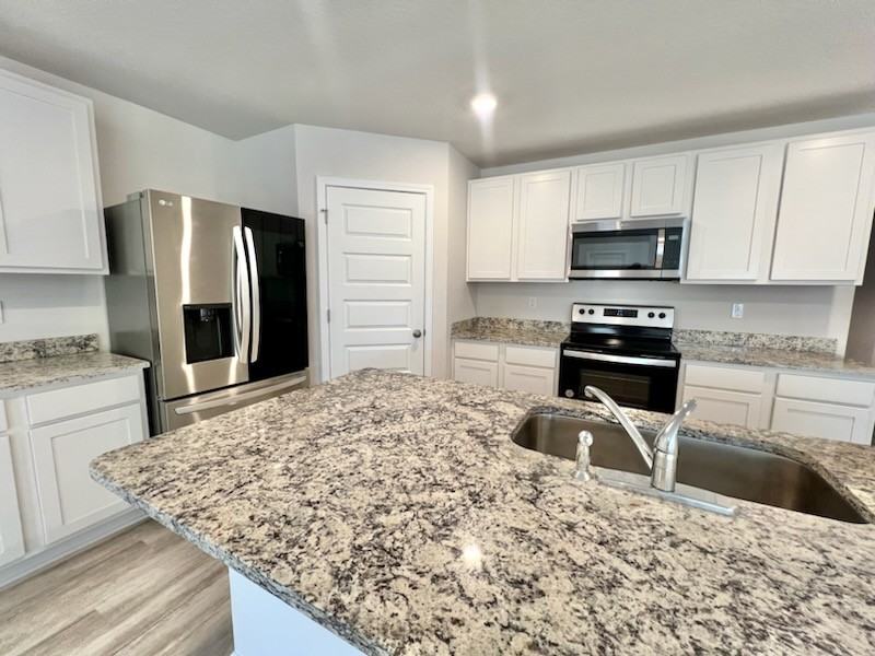 5435 Jenee Ct #1 - Photo 3 of 15