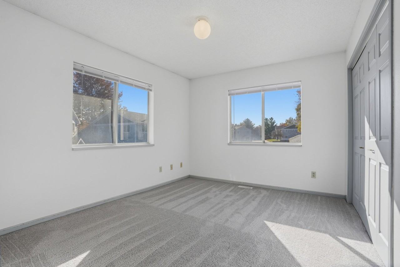 Keokuk Street Apartments - Photo 5 of 15