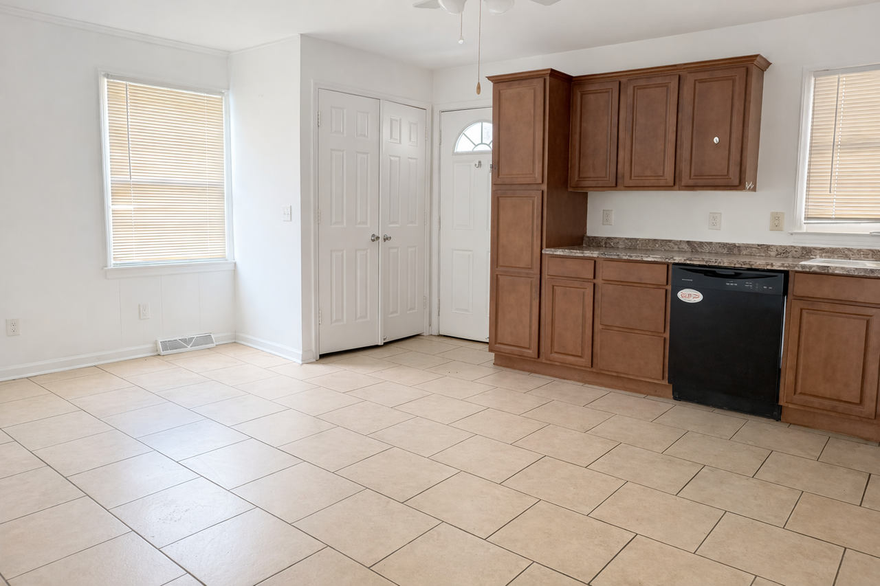 4131 Woodgreen Ter #1 - Photo 2 of 15