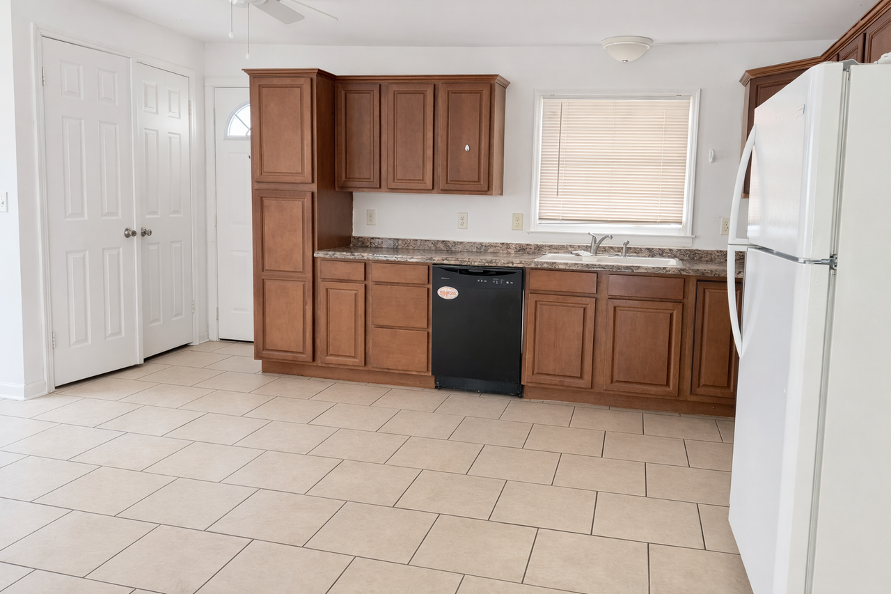 4131 Woodgreen Ter #1 - Photo 3 of 15