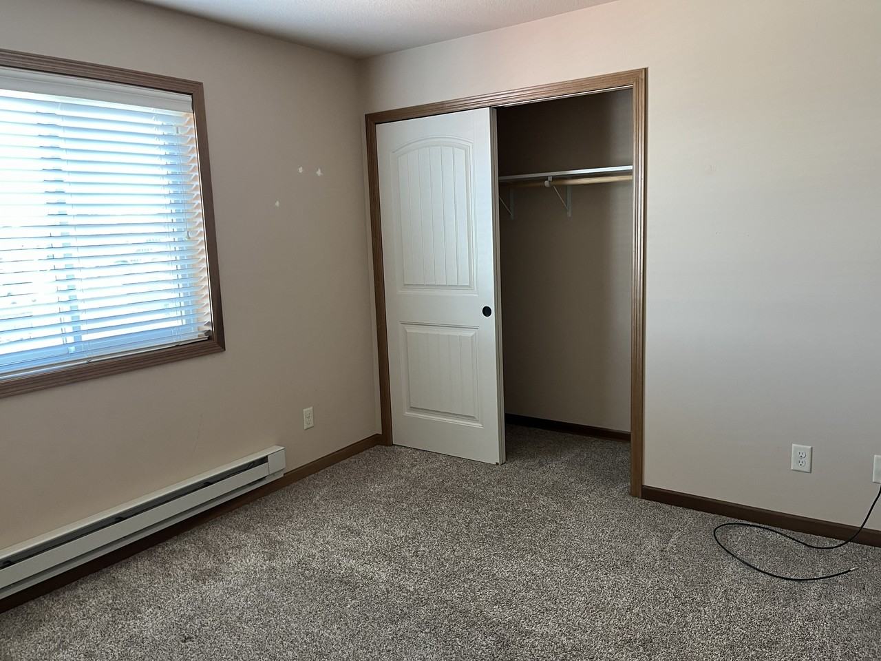 1616 1st Ave Ne #203 - Photo 7 of 10