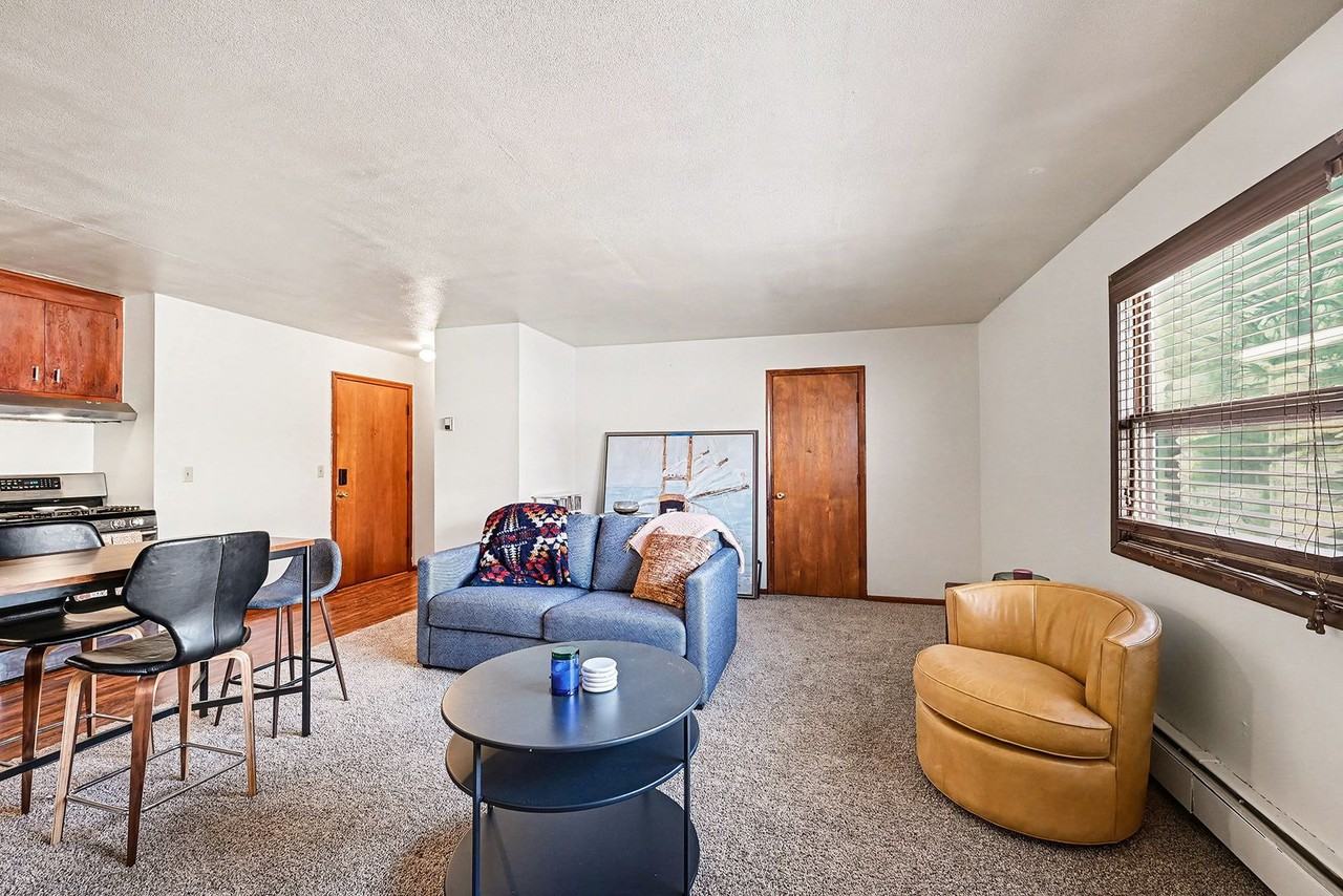 2017 Commerce Blvd - Photo 3 of 39