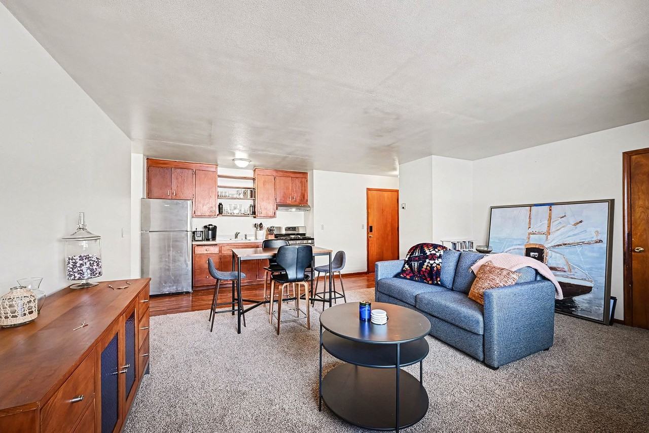 2017 Commerce Blvd - Photo 6 of 39