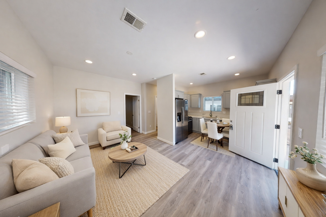 5239 Tipton St - Photo 5 of 20