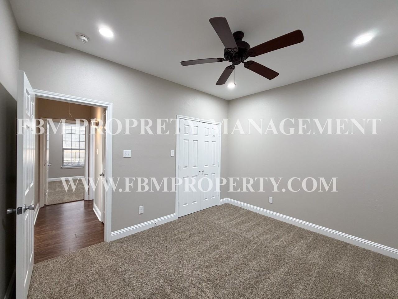 1203 N Clay St #F - Photo 7 of 15