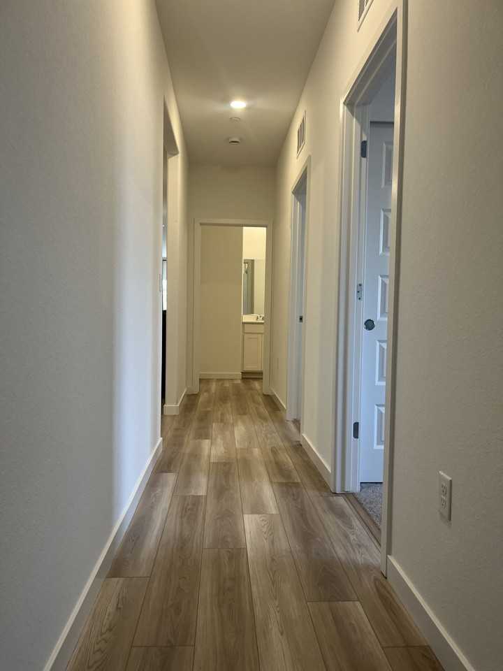 1085 Silverado Way #1 - Photo 3 of 20