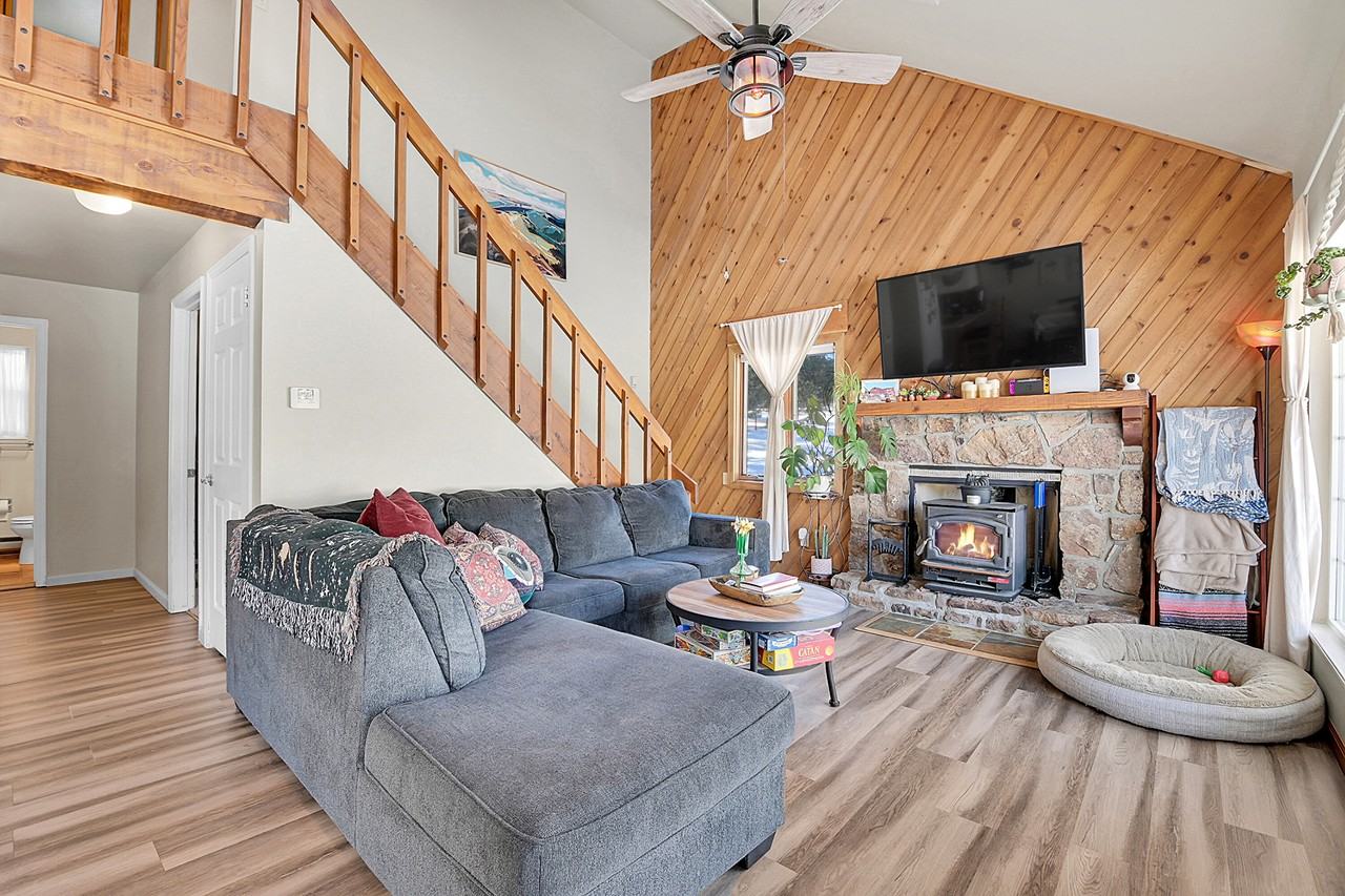 25 Pinto Ln #1 - Photo 2 of 31