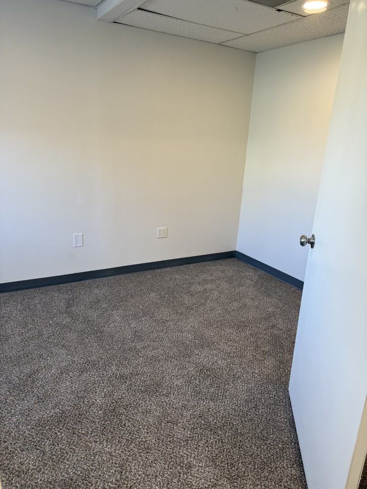 1510 Washington Blvd #2 - Photo 7 of 20