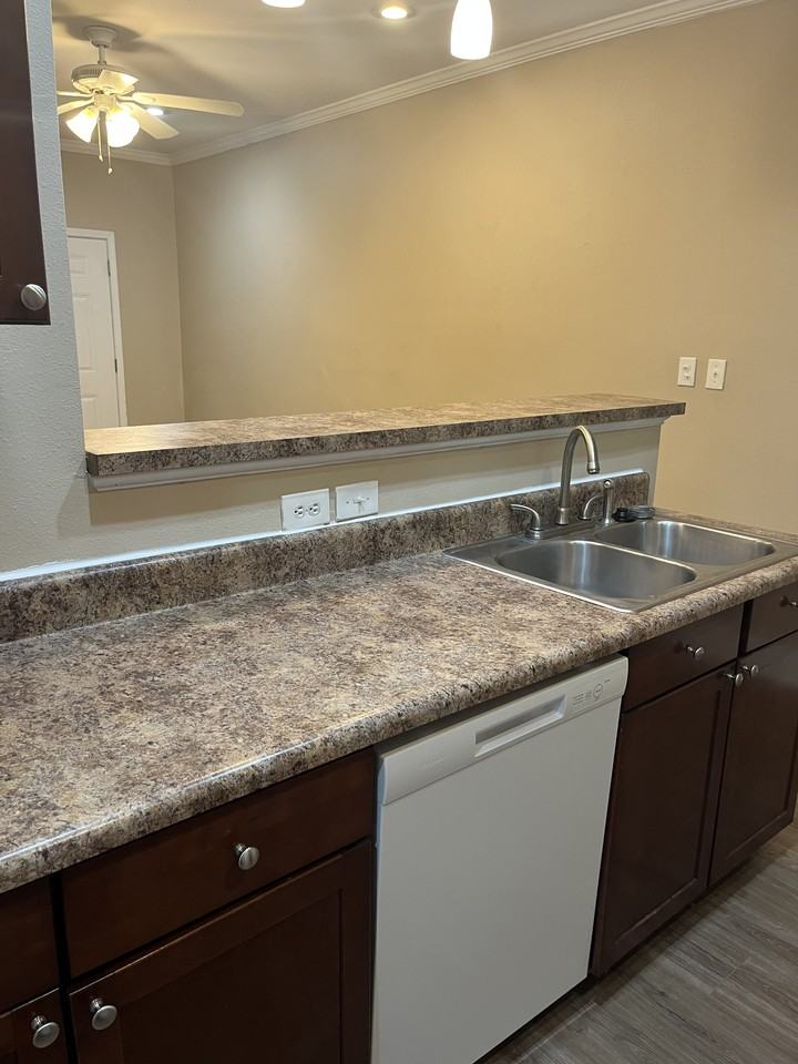 12053 Highland Ave #D - Photo 6 of 22