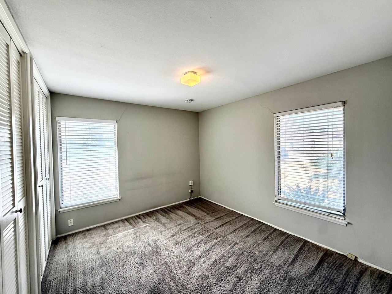 303 Rilla Vista Dr - Photo 3 of 28