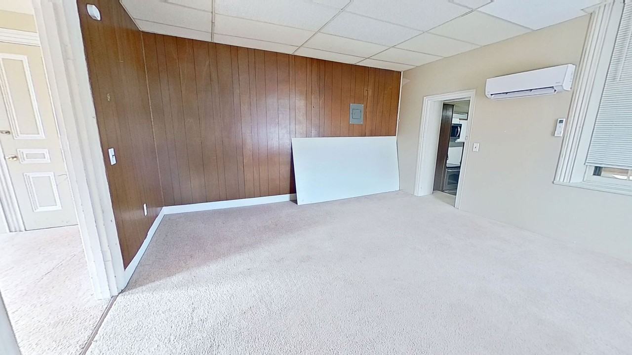 117 Main St - Photo 4 of 5