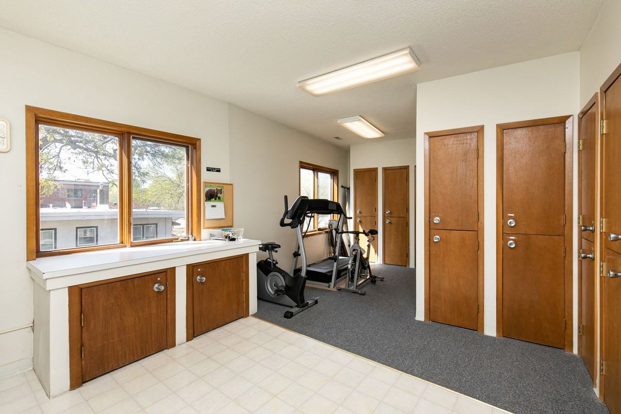 2929 Beaver Ave - Photo 3 of 28