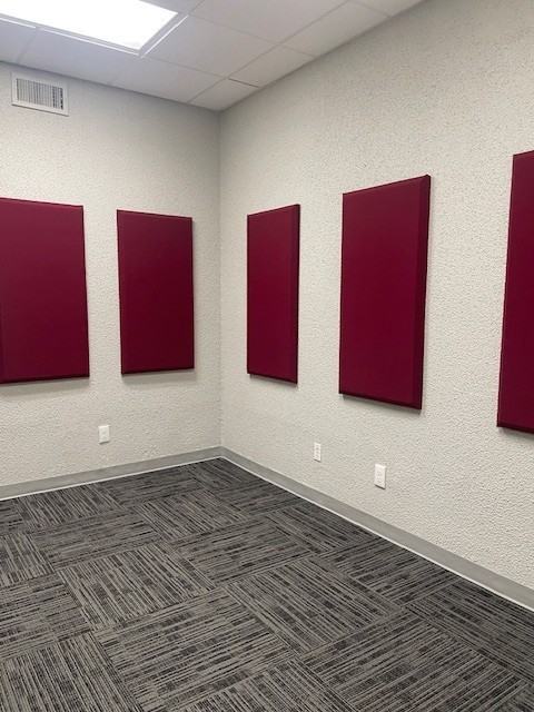 412 Travis St #113-128 - Photo 4 of 9