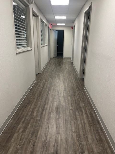 412 Travis St #113-128 - Photo 5 of 9