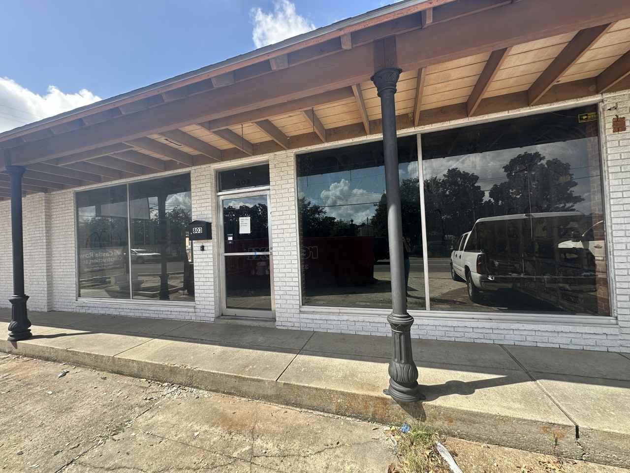 803 W University Ave #1 - Photo 2 of 2