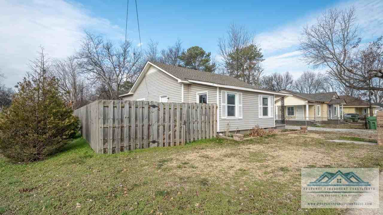 2024 1st St Sw #1 - Photo 3 of 21