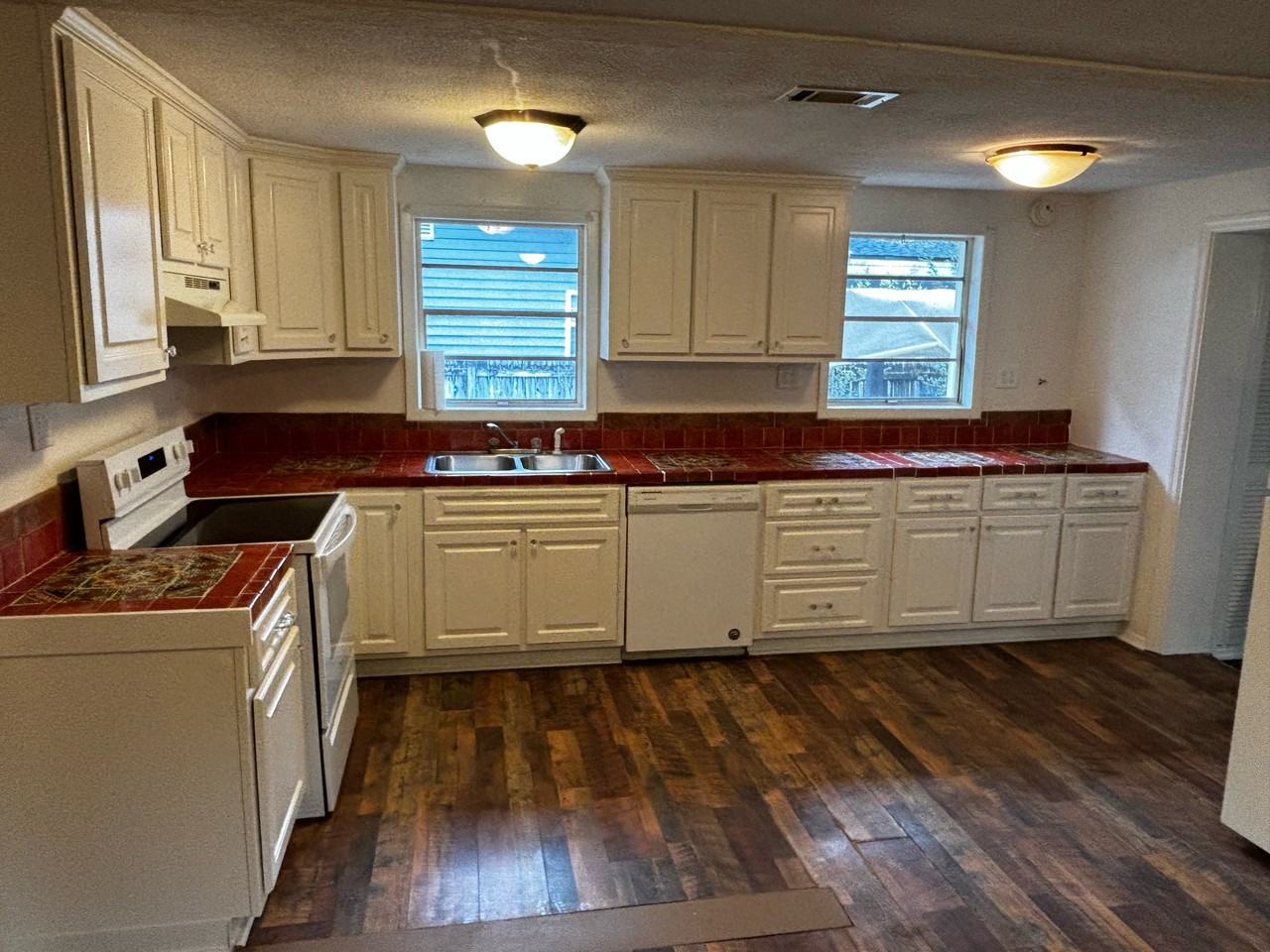 506 Lecounte St #1 - Photo 3 of 9