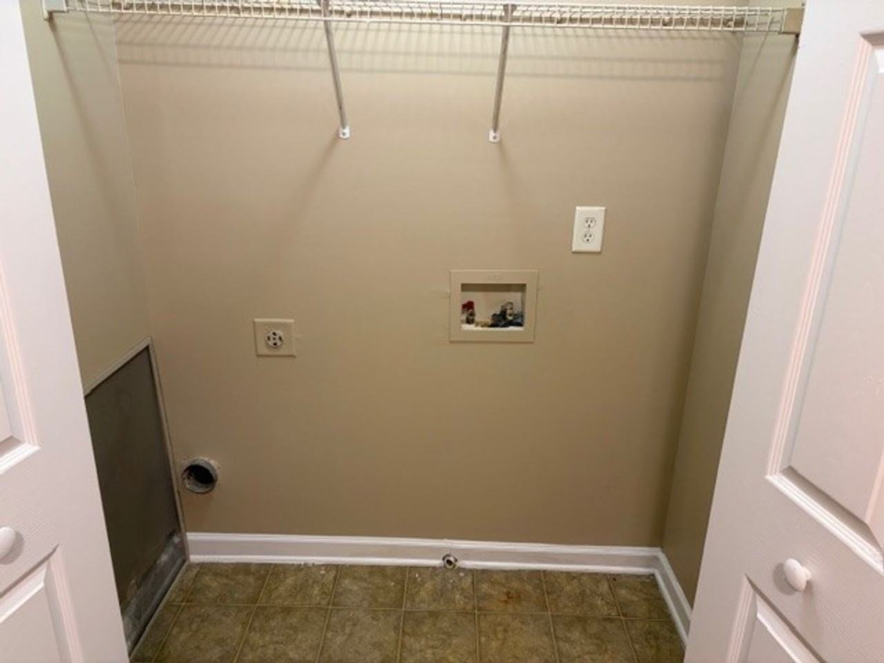 306 Lauren Dr - Photo 6 of 13