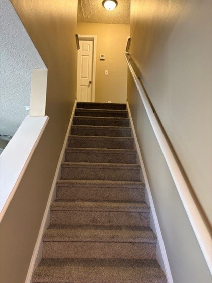 306 Lauren Dr - Photo 7 of 13