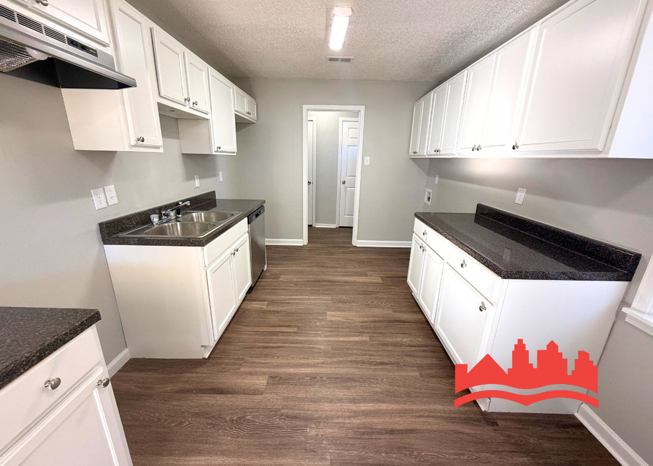 3865 Kerwin Dr - Photo 6 of 18