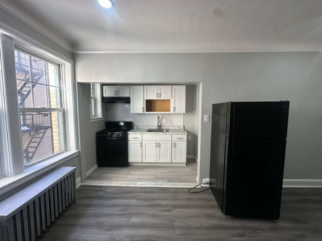 The Edge - Photo 3 of 9