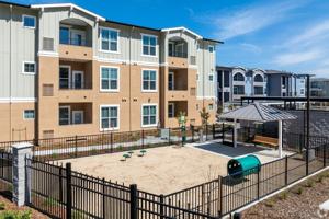 featured image of 532 Magazine St