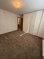 featured image of 2400 S 17th St