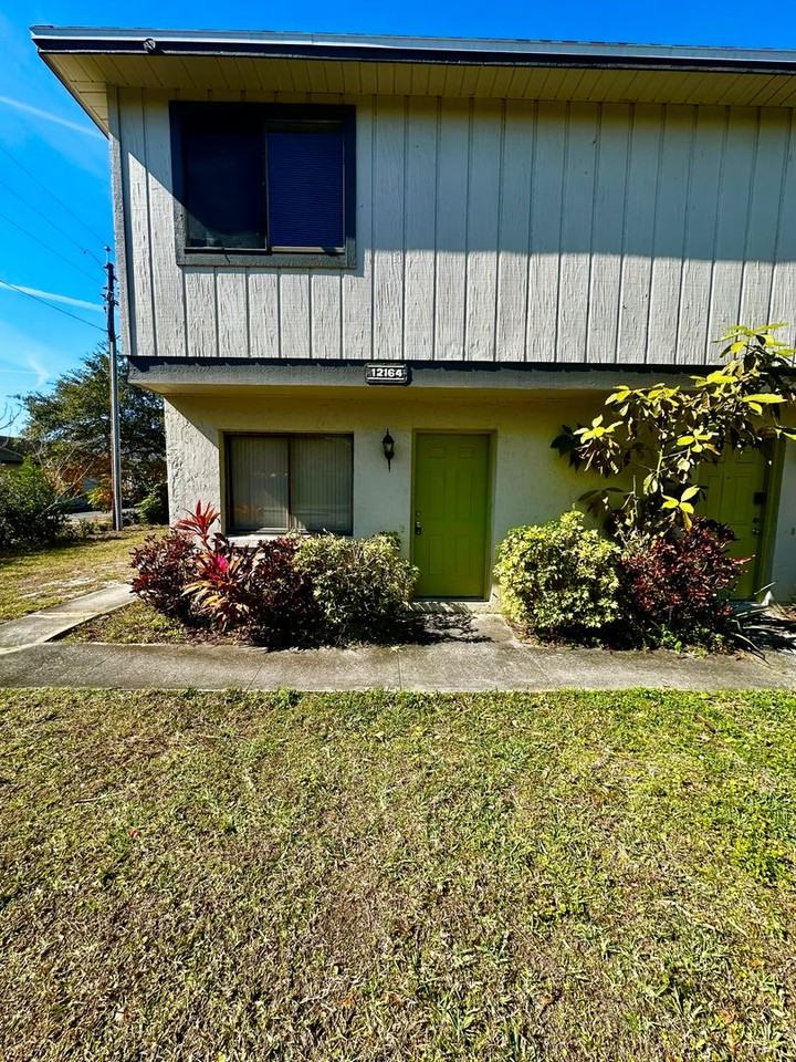 12164 Pepperdine Pl - Photo 2 of 16