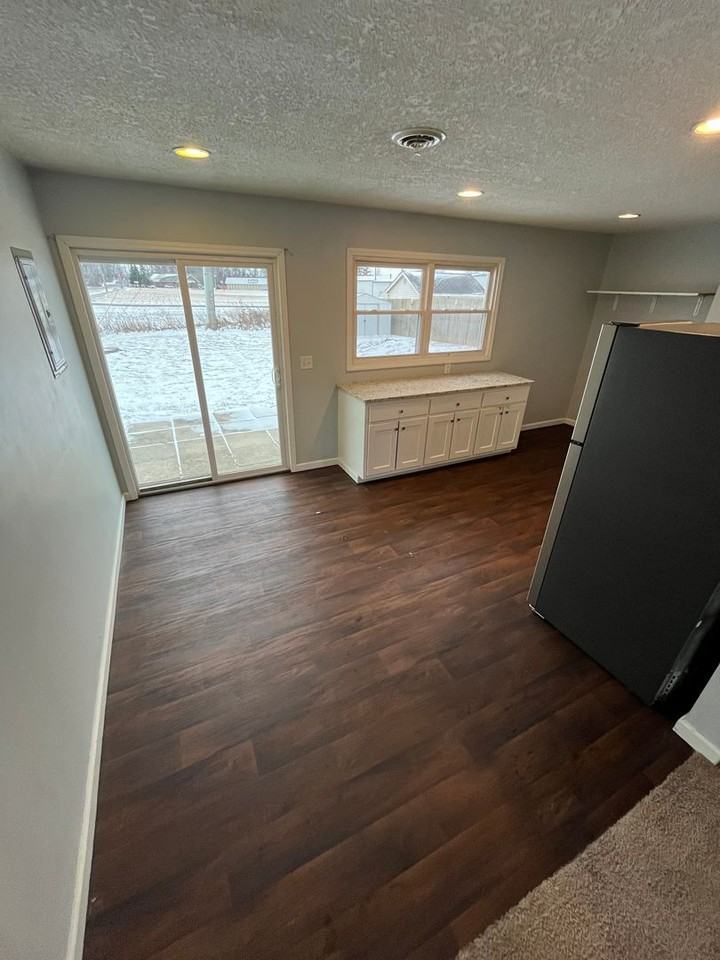 638 Kimberton Dr - Photo 5 of 15