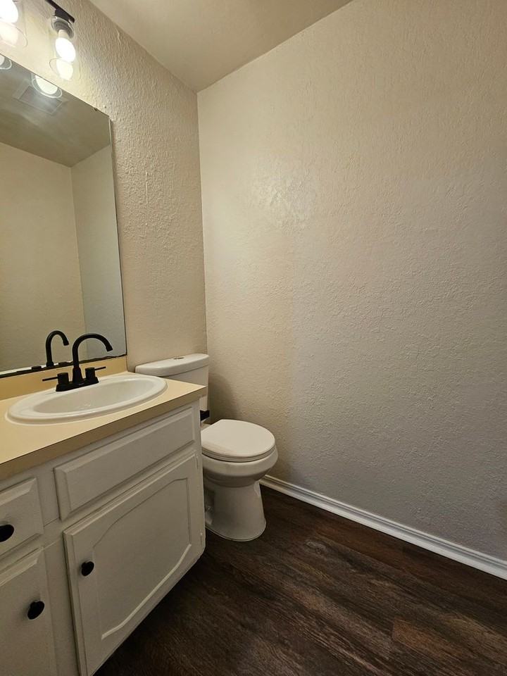 2121 Beaumont Dr #A - Photo 6 of 18