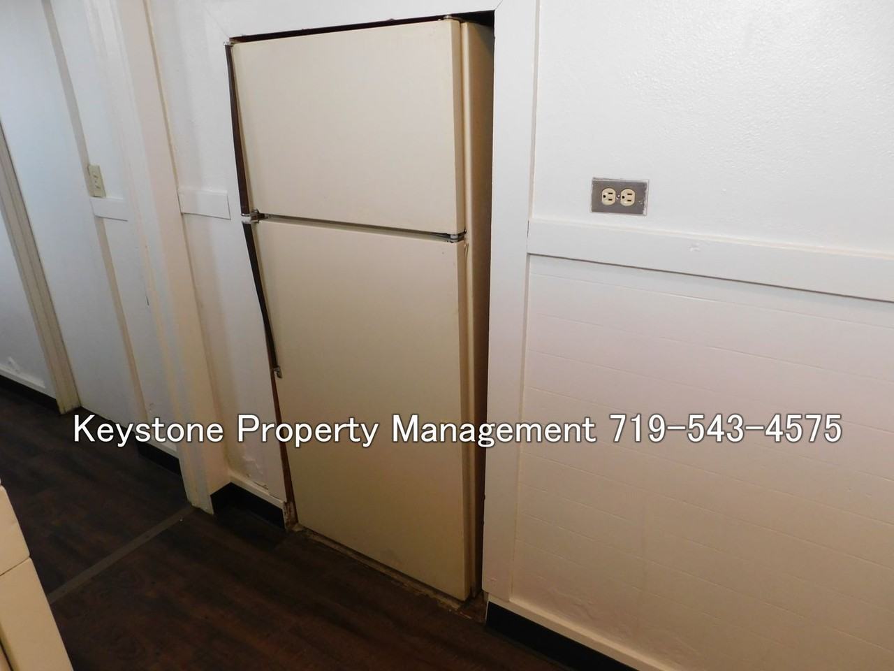 1115 1/2 E 3rd St - Photo 6 of 10