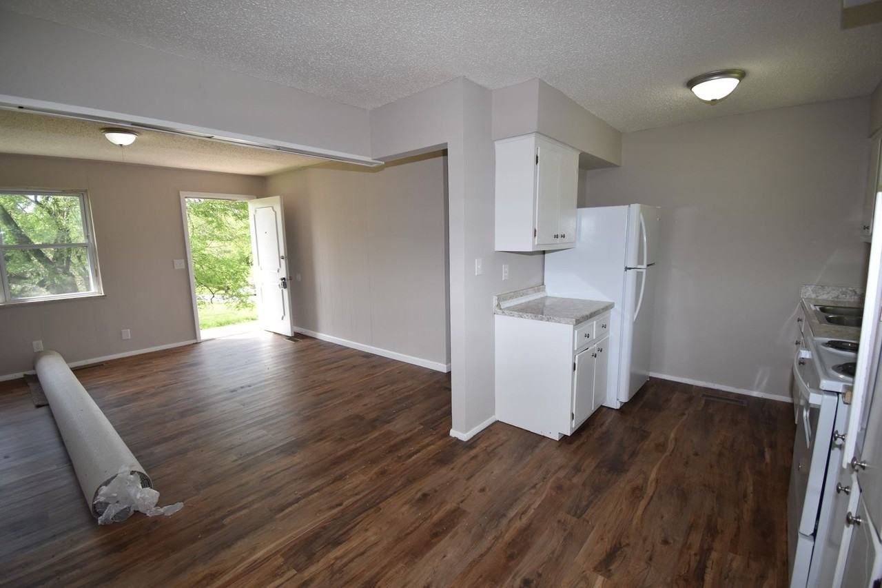 114 Bluegrass Rd - Photo 6 of 23