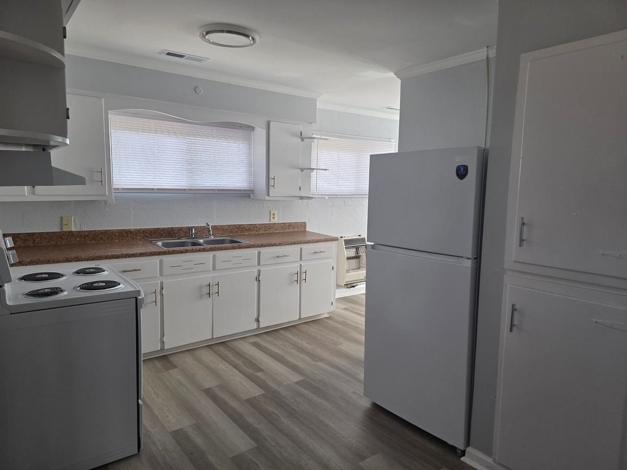 104A Fairview St - Photo 5 of 14