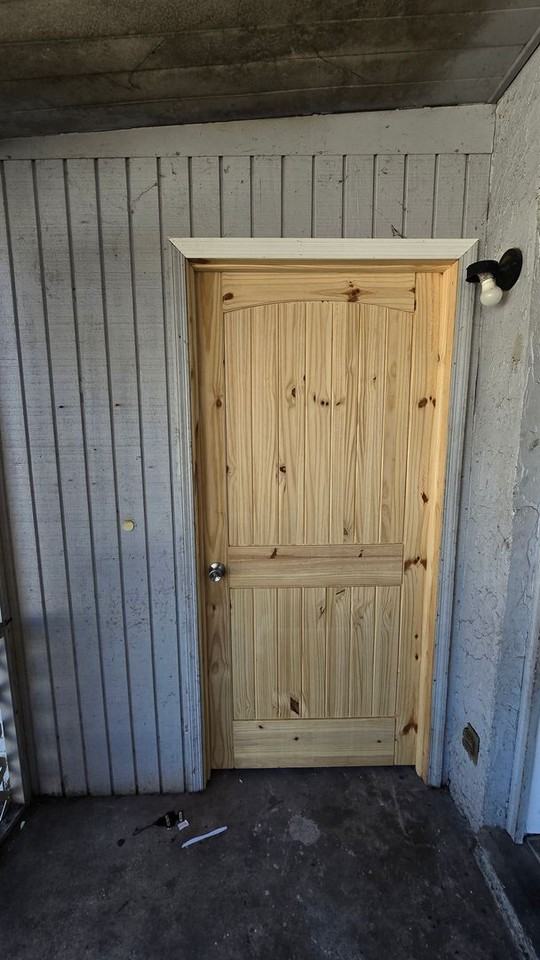 1023 Birchwood Ct - Photo 7 of 19