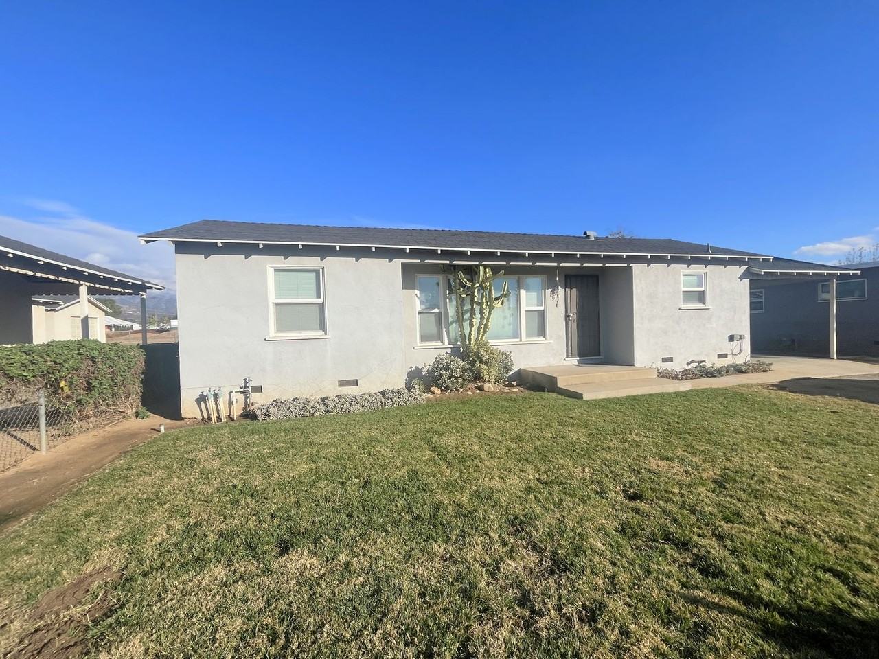 911 Park Ave - Photo 2 of 19