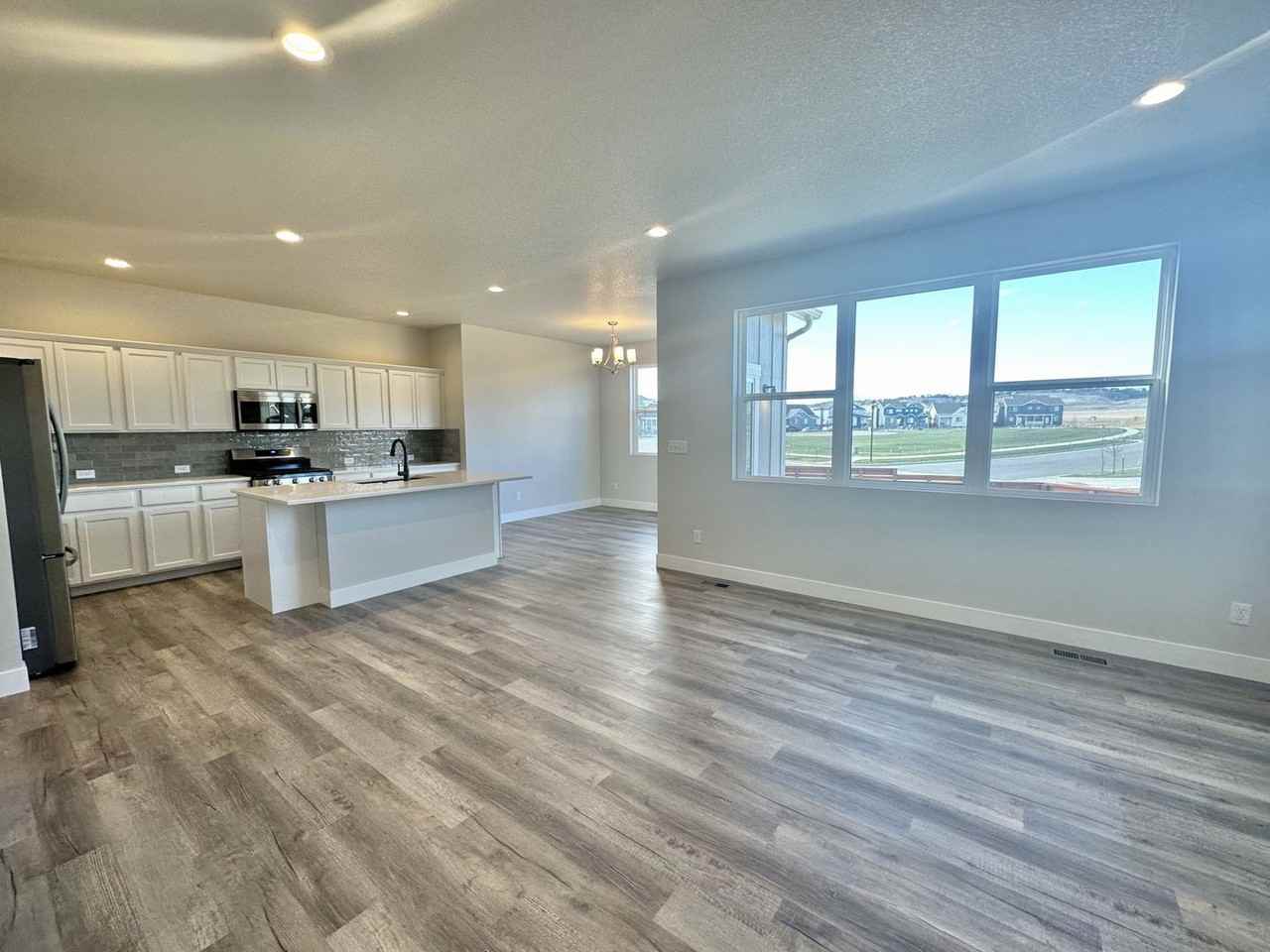 4873 Crivelli Ct - Photo 6 of 26