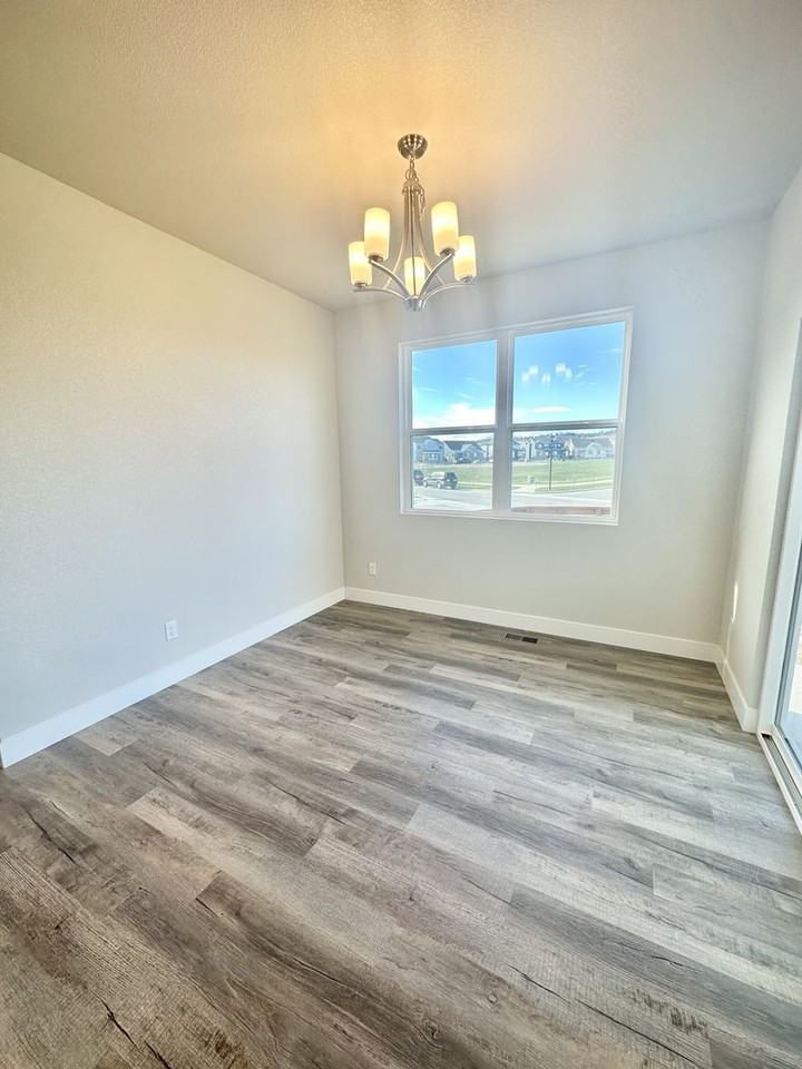 4873 Crivelli Ct - Photo 7 of 24